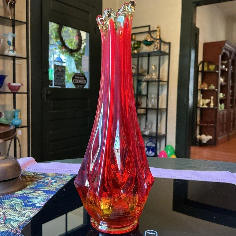 MCM‎ Amberina Kanawha Swung Vtg Ombré Art Glass Bud Vase Diamond Cut 9